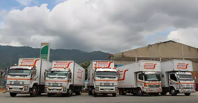 Flota de Camiones de SantaMaria trasteos, prestadores de servicios de mudanzas y trasteos a nivel nacional