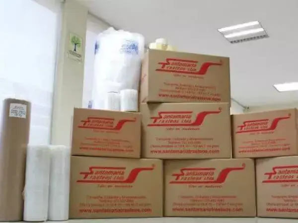 Cajas y materiales para empaque y embalaje